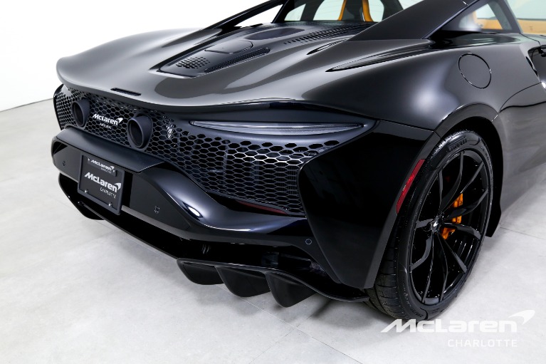 New-2023-McLaren-Artura