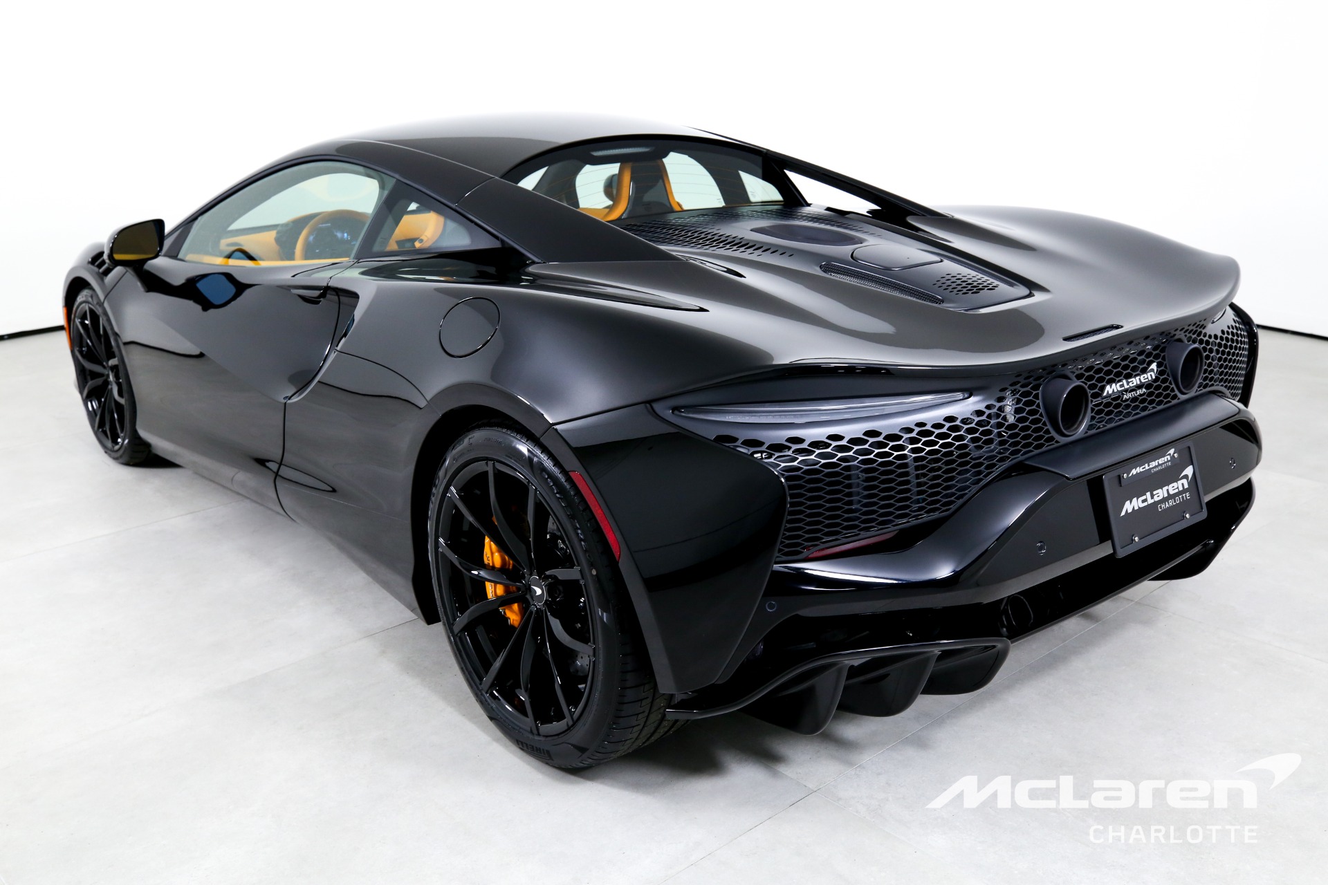 New 2023 McLaren Artura | Charlotte, NC