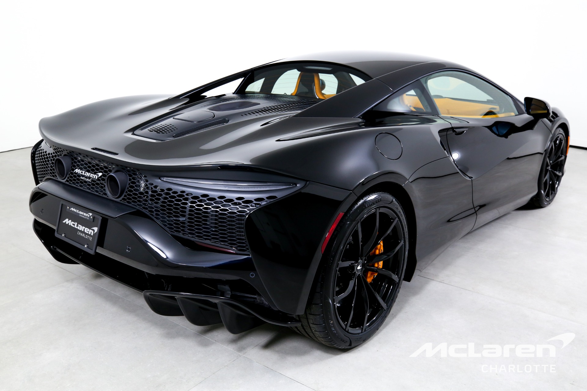 New 2023 McLaren Artura | Charlotte, NC