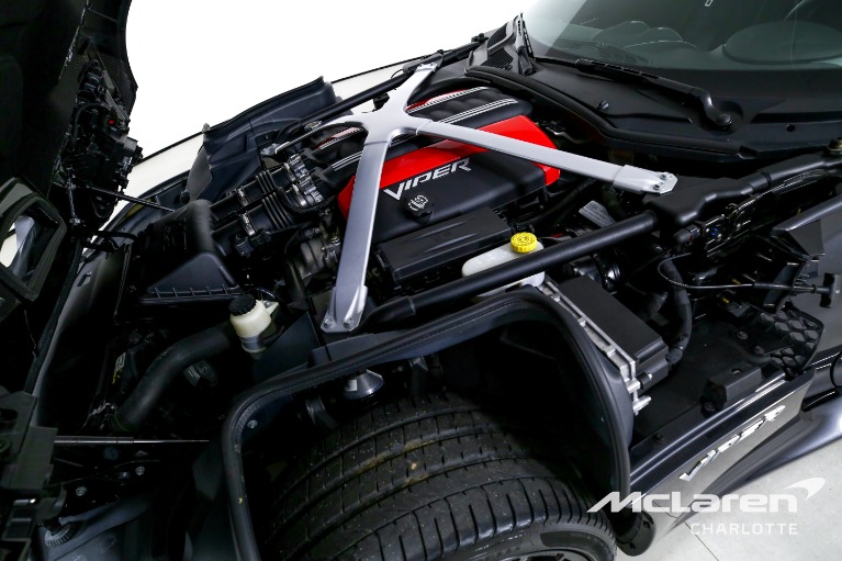 Used-2016-Dodge-Viper-SRT