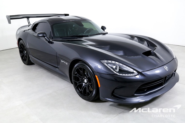 Used-2016-Dodge-Viper-SRT