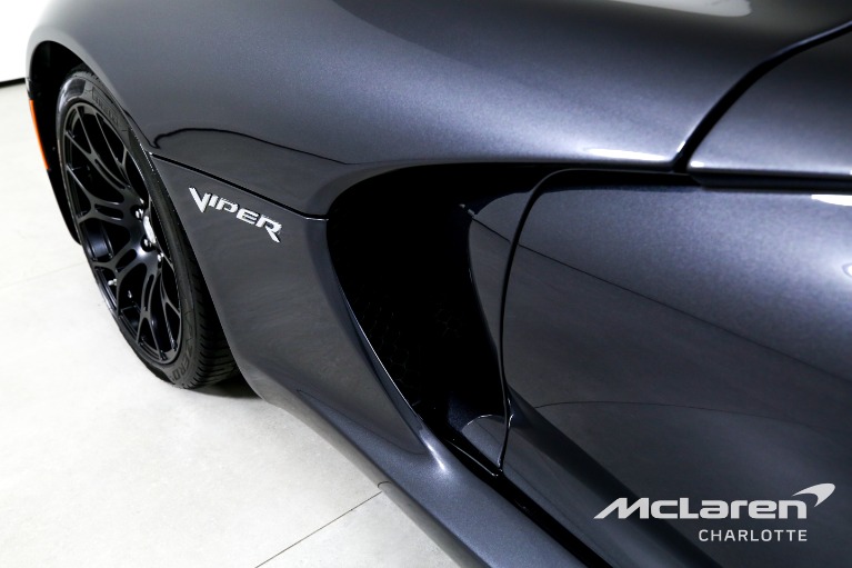 Used-2016-Dodge-Viper-SRT