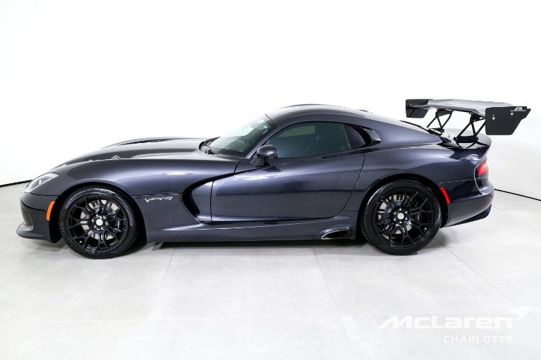 Used-2016-Dodge-Viper-SRT