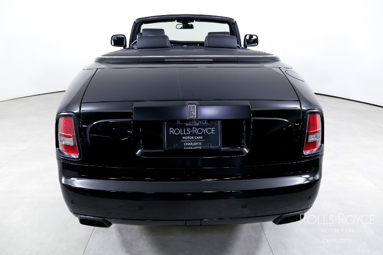 Used-2014-Rolls-Royce-Phantom-Drophead-Coupe