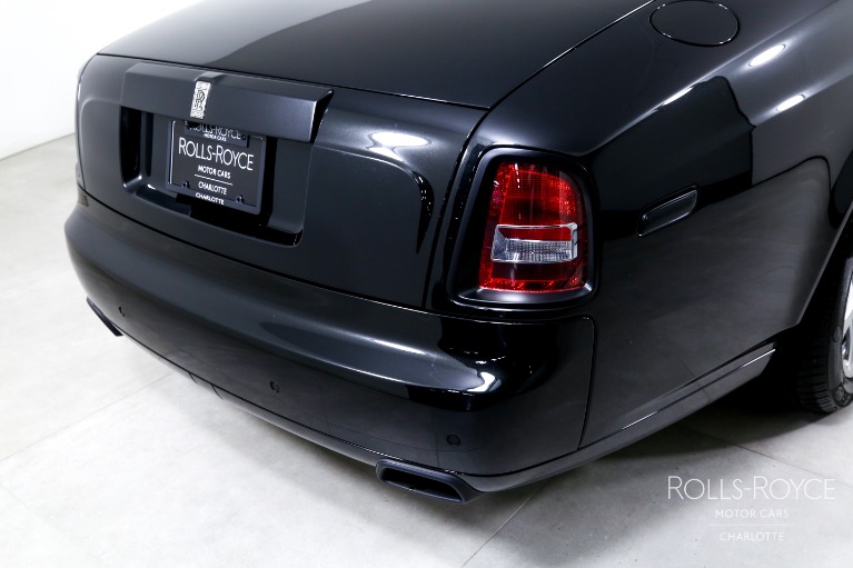Used-2014-Rolls-Royce-Phantom-Drophead-Coupe