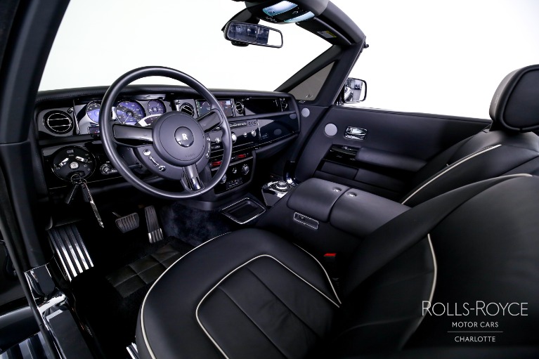 Used-2014-Rolls-Royce-Phantom-Drophead-Coupe