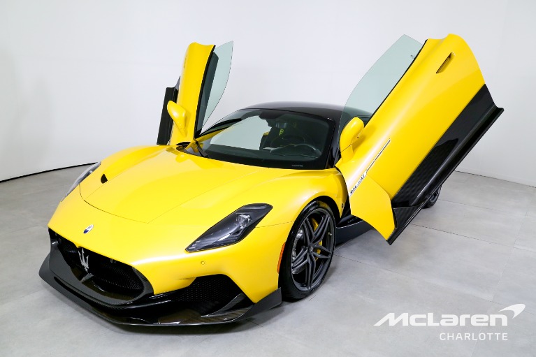 Used-2023-Maserati-MC20