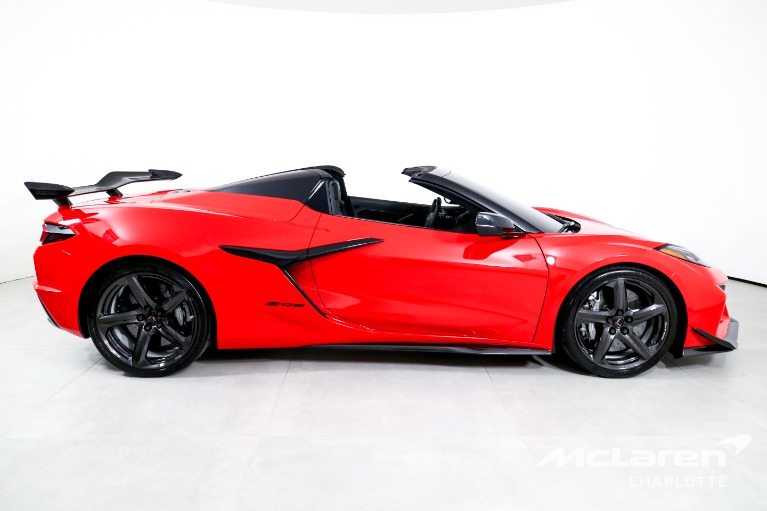 Used-2023-Chevrolet-Corvette-Z06