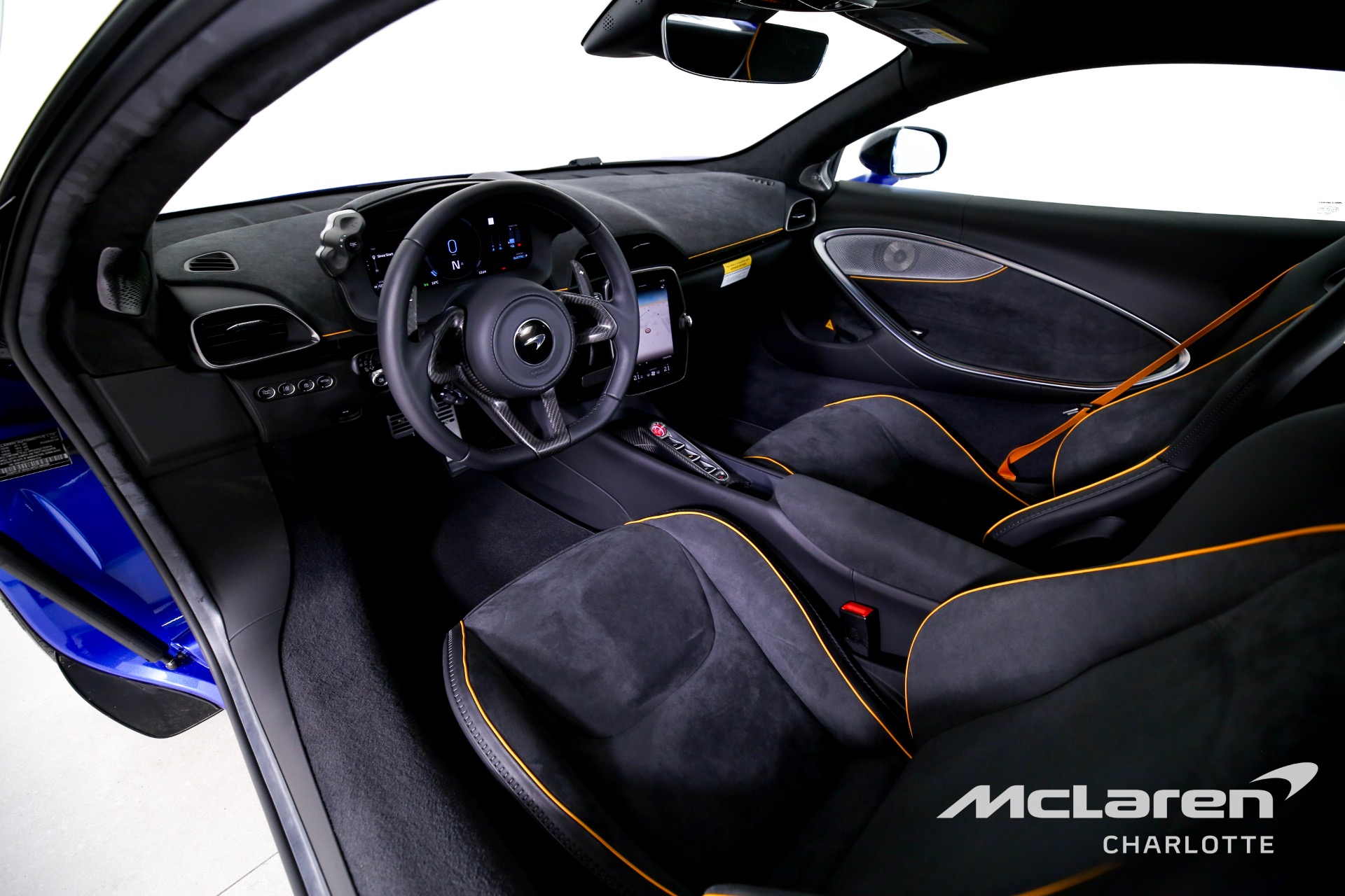 New 2023 McLaren Artura | Charlotte, NC