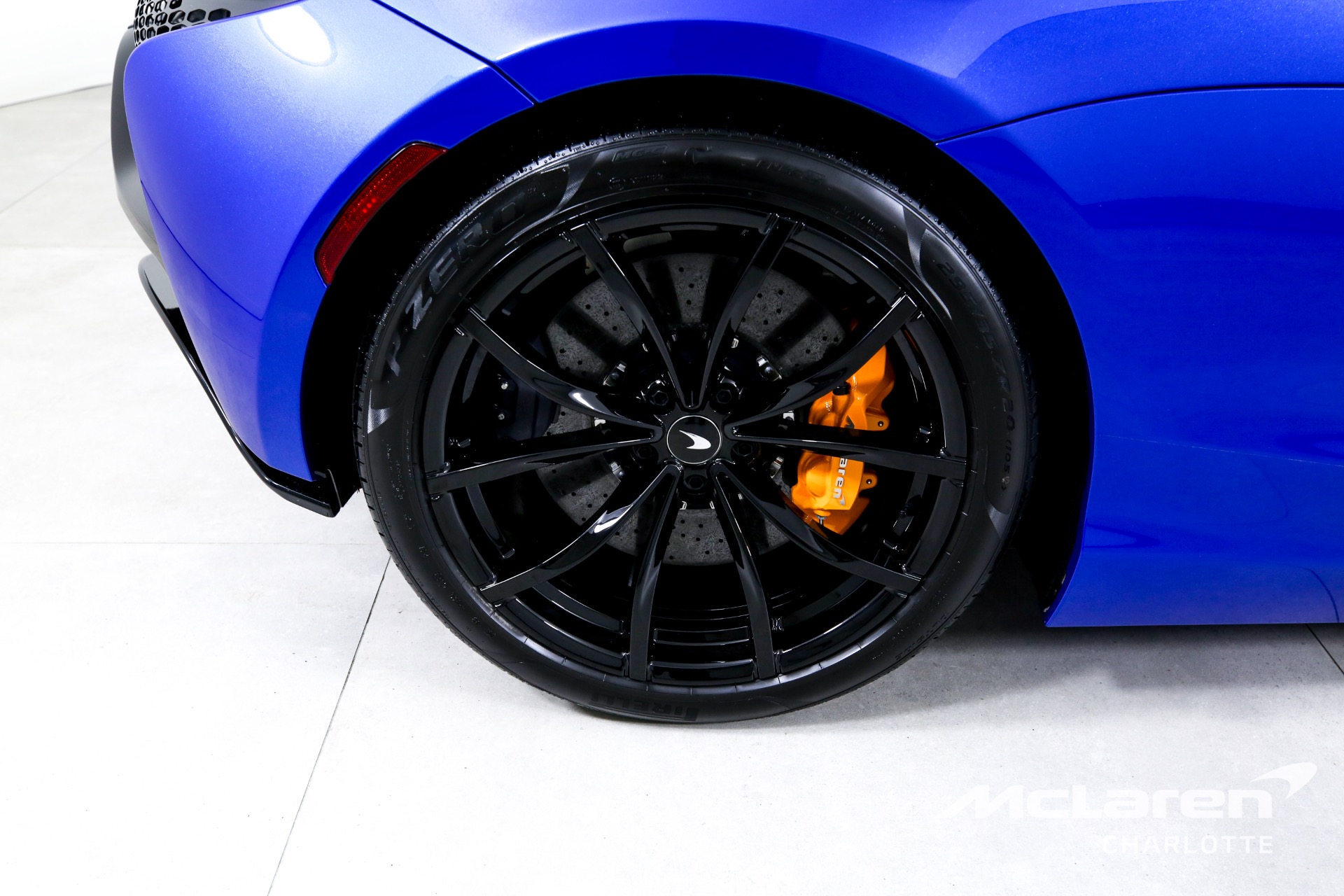 New 2023 McLaren Artura | Charlotte, NC