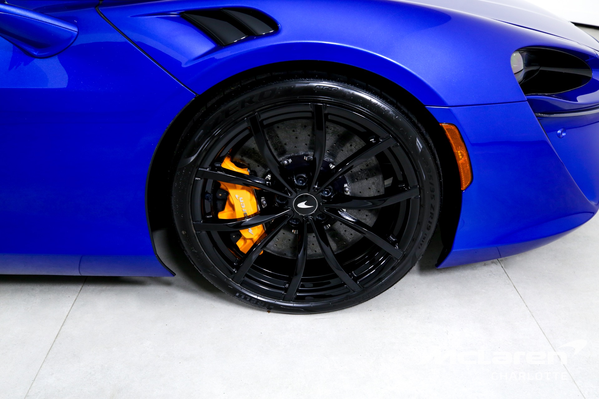 New 2023 McLaren Artura | Charlotte, NC
