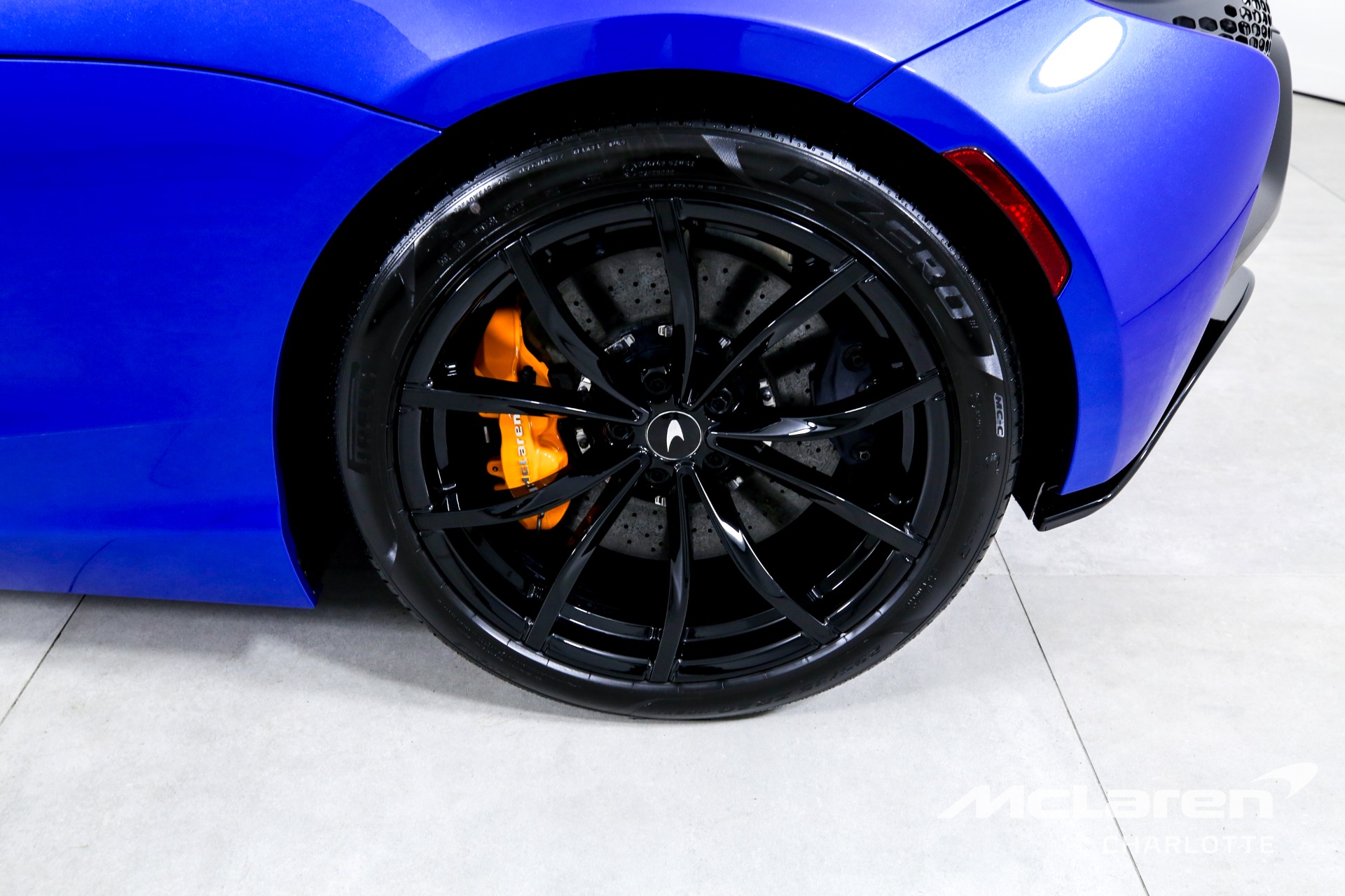 New 2023 McLaren Artura | Charlotte, NC