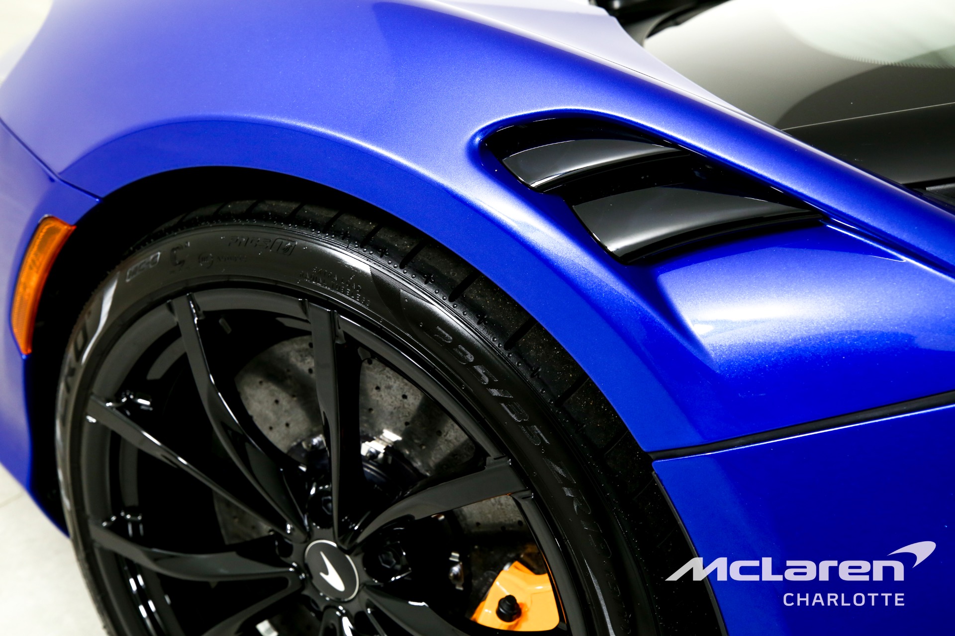 New 2023 McLaren Artura | Charlotte, NC