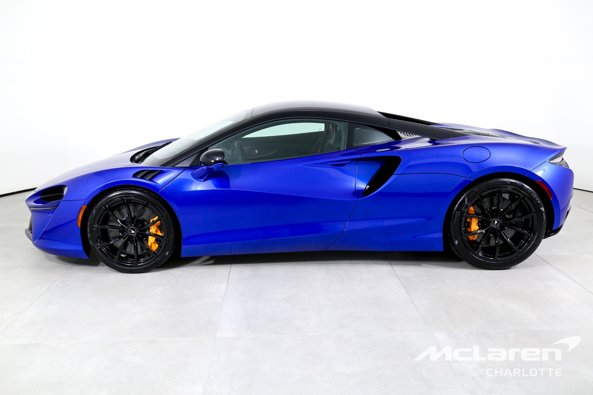 New 2023 McLaren Artura  | Charlotte, NC