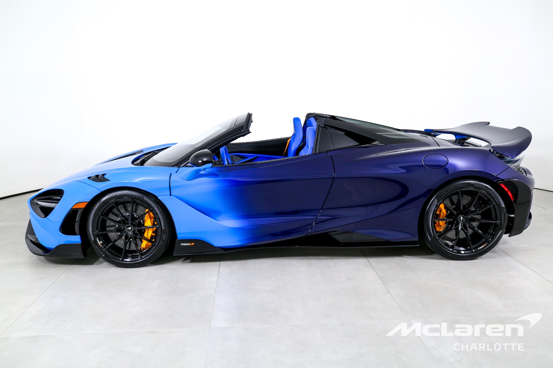 Used 2022 McLaren 765LT Spider | Charlotte, NC