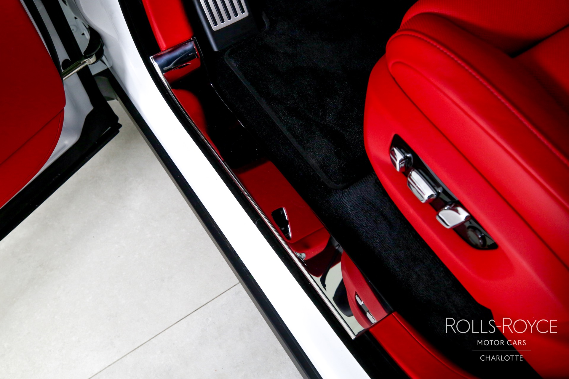 New 2024 Rolls-Royce Cullinan | Charlotte, NC