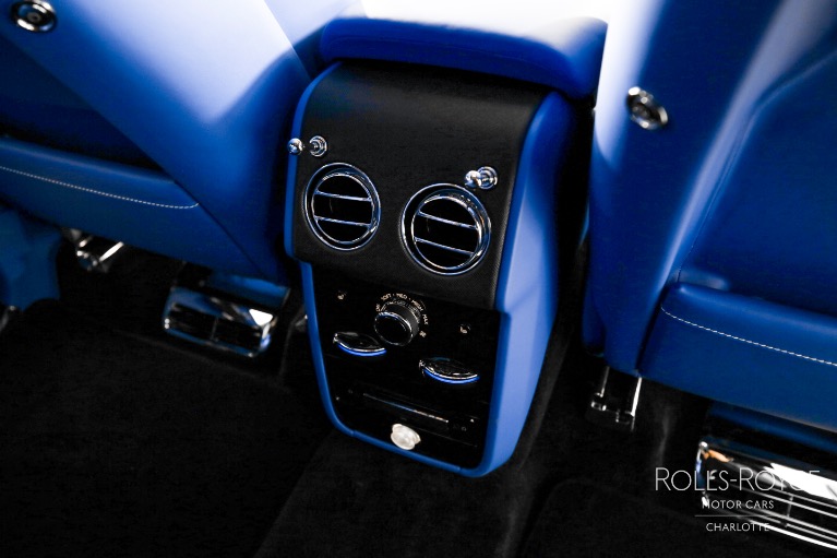 New-2024-Rolls-Royce-Black-Badge-Cullinan