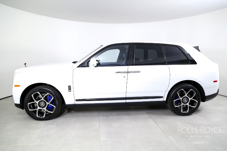 New-2024-Rolls-Royce-Black-Badge-Cullinan