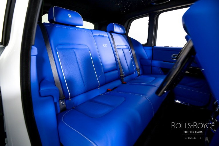 New-2024-Rolls-Royce-Black-Badge-Cullinan