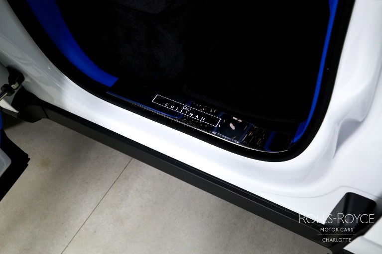 Used-2024-Rolls-Royce-Black-Badge-Cullinan