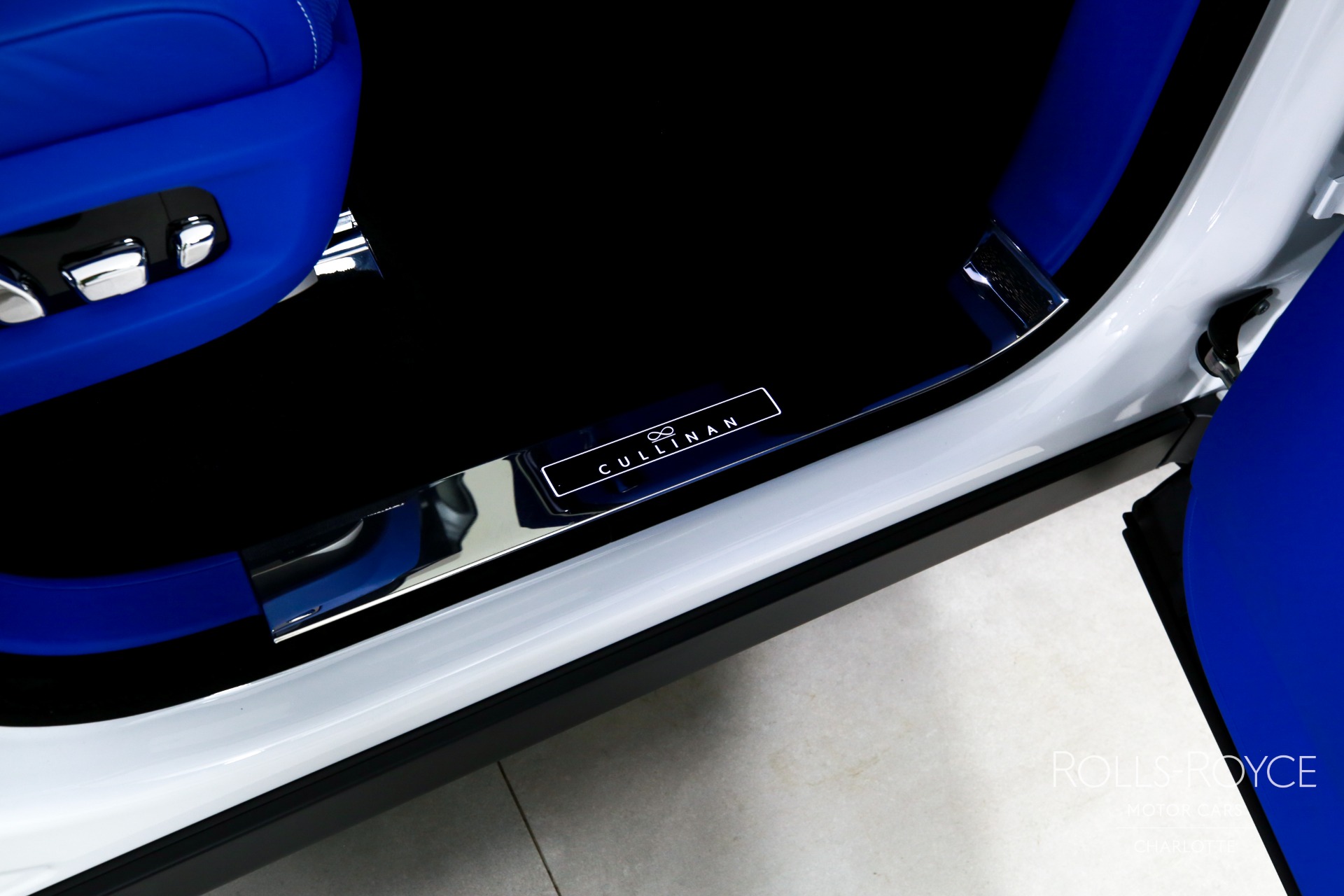 Used 2024 Rolls-Royce Black Badge Cullinan  | Charlotte, NC