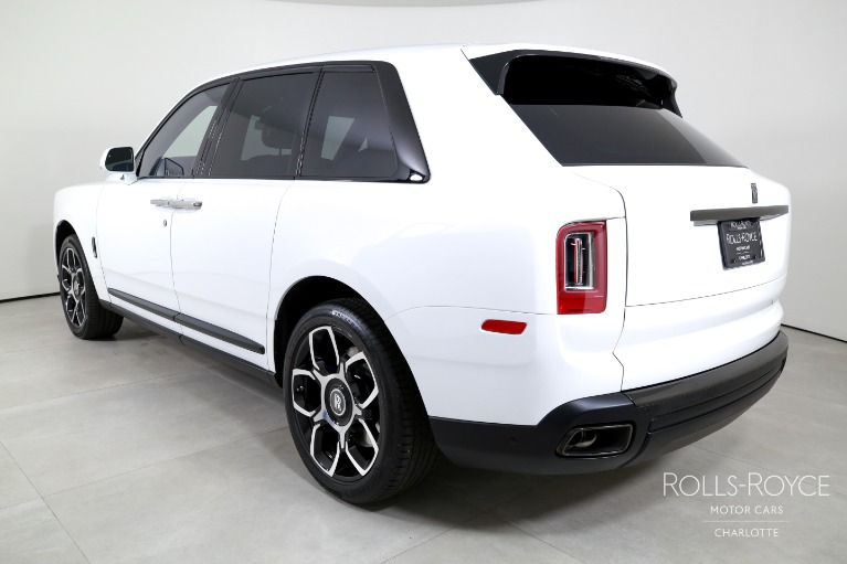 Used-2024-Rolls-Royce-Black-Badge-Cullinan
