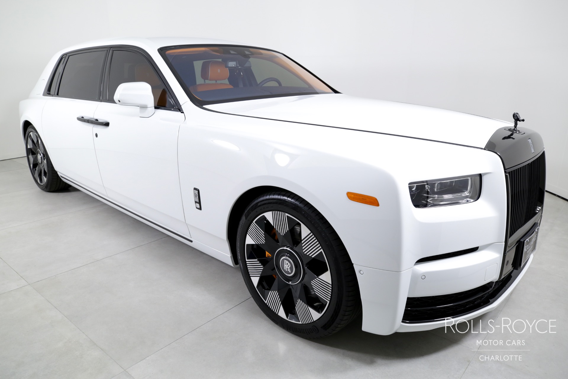 New 2024 RollsRoyce Phantom EWB For Sale (688,275) McLaren