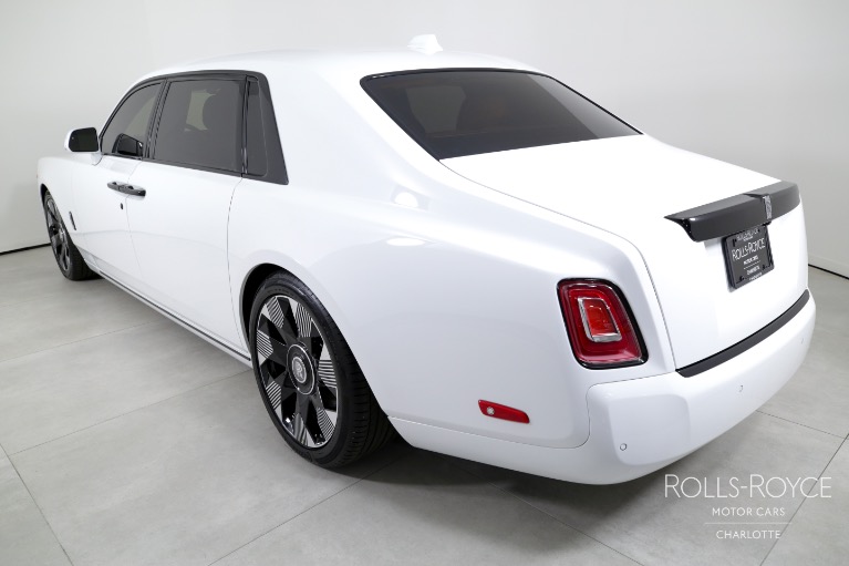 New-2024-Rolls-Royce-Phantom-EWB