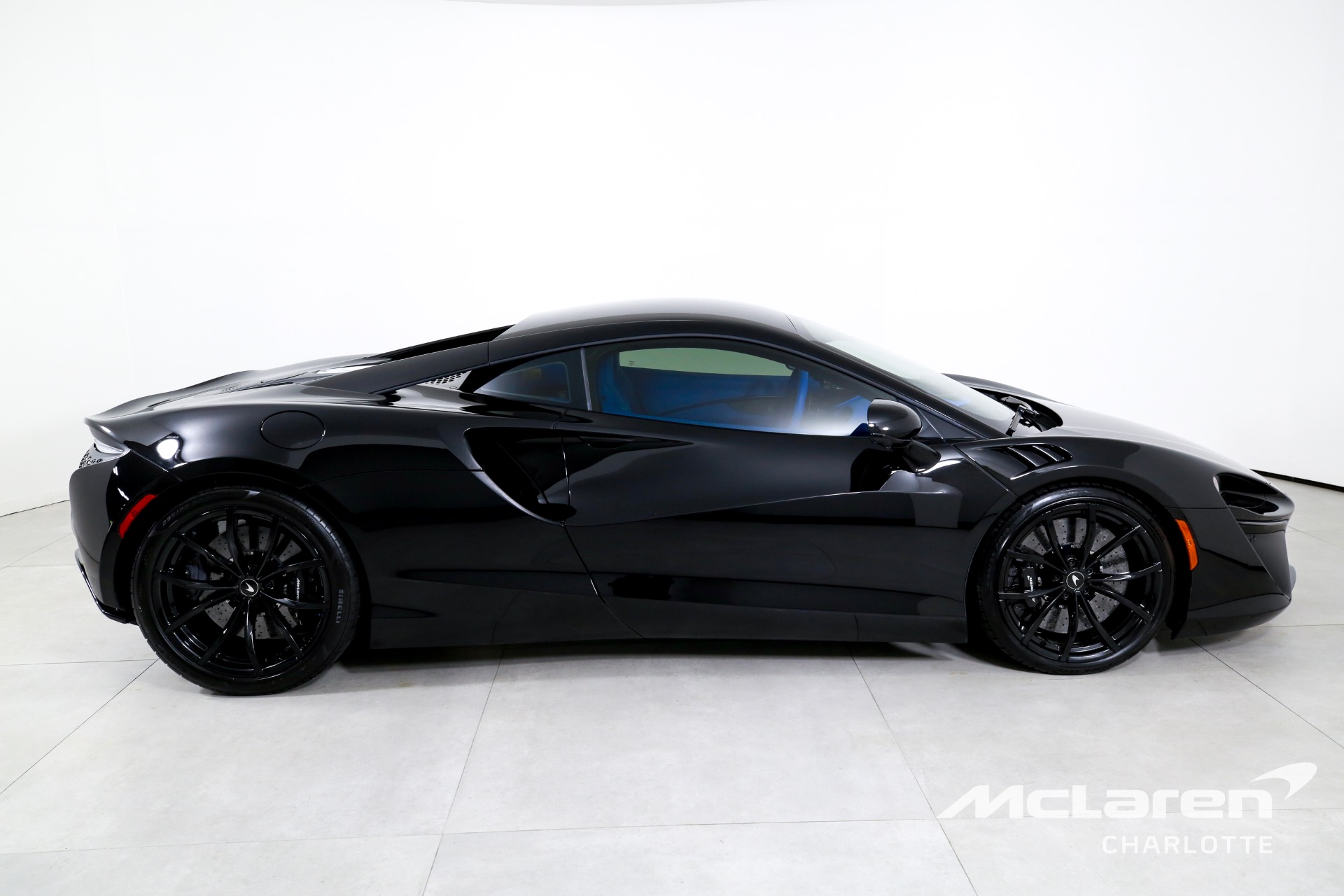Used 2024 McLaren Artura | Charlotte, NC