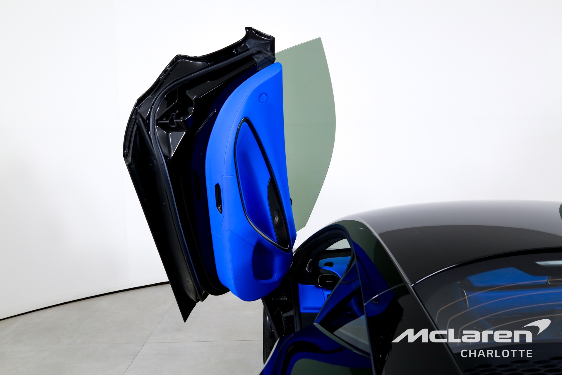 Used 2024 McLaren Artura | Charlotte, NC