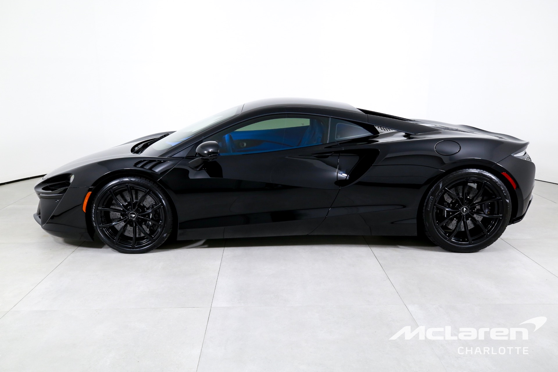 Used 2024 McLaren Artura | Charlotte, NC