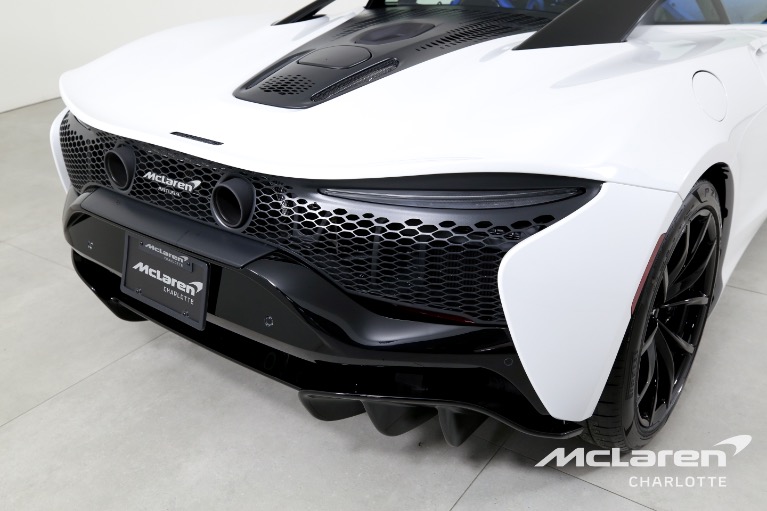 New-2024-McLaren-Artura