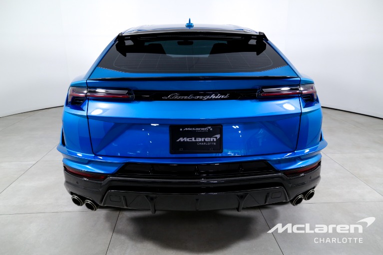 Used-2023-Lamborghini-Urus-Performante
