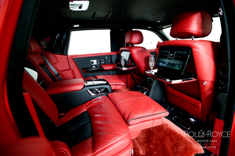Used-2024-Rolls-Royce-Phantom-EWB