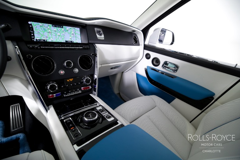 Used-2023-Rolls-Royce-Cullinan