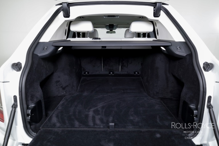 Used-2023-Rolls-Royce-Cullinan