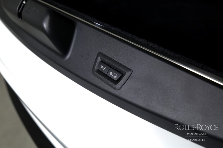 Used-2023-Rolls-Royce-Cullinan