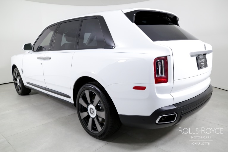 Used-2023-Rolls-Royce-Cullinan