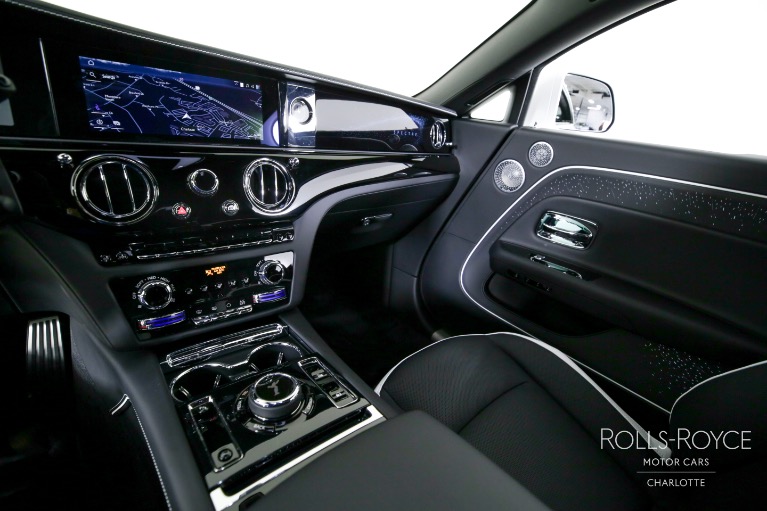 Used-2024-Rolls-Royce-Spectre