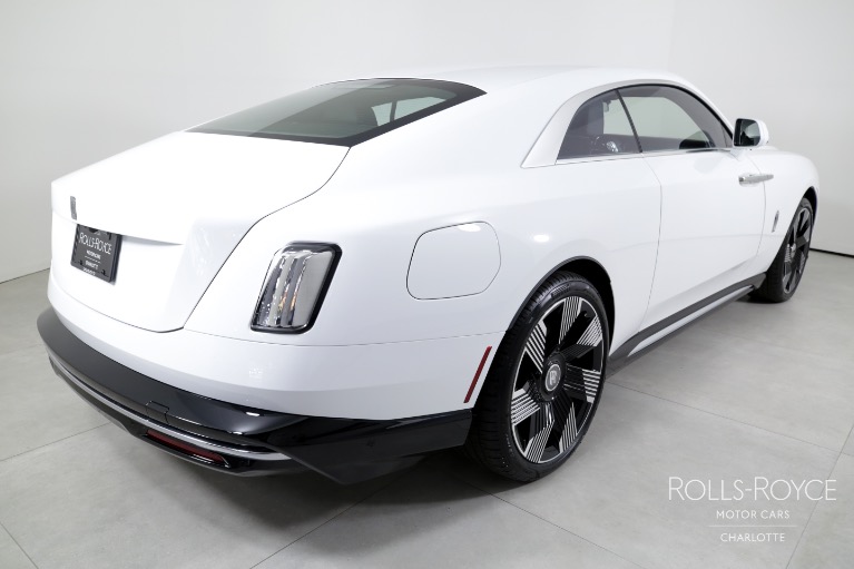 Used-2024-Rolls-Royce-Spectre