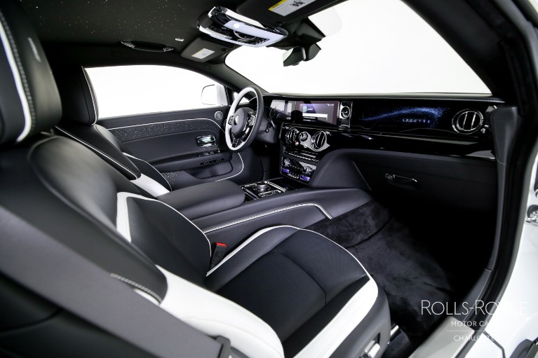 Used-2024-Rolls-Royce-Spectre