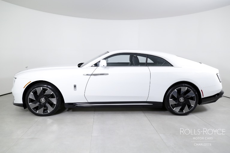 Used-2024-Rolls-Royce-Spectre
