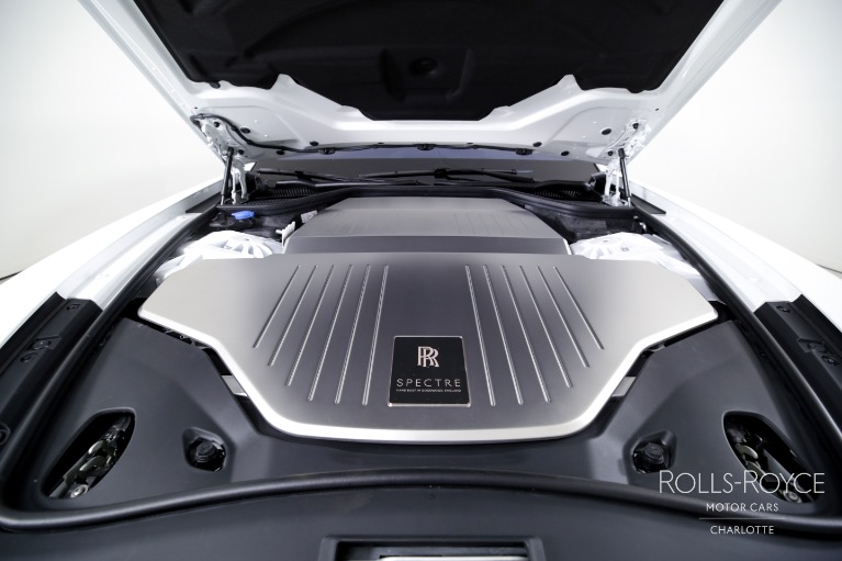 Used-2024-Rolls-Royce-Spectre