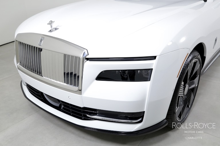 Used-2024-Rolls-Royce-Spectre