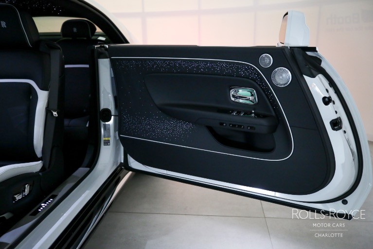 Used-2024-Rolls-Royce-Spectre