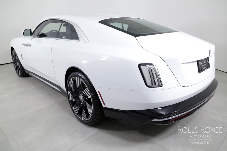 Used-2024-Rolls-Royce-Spectre