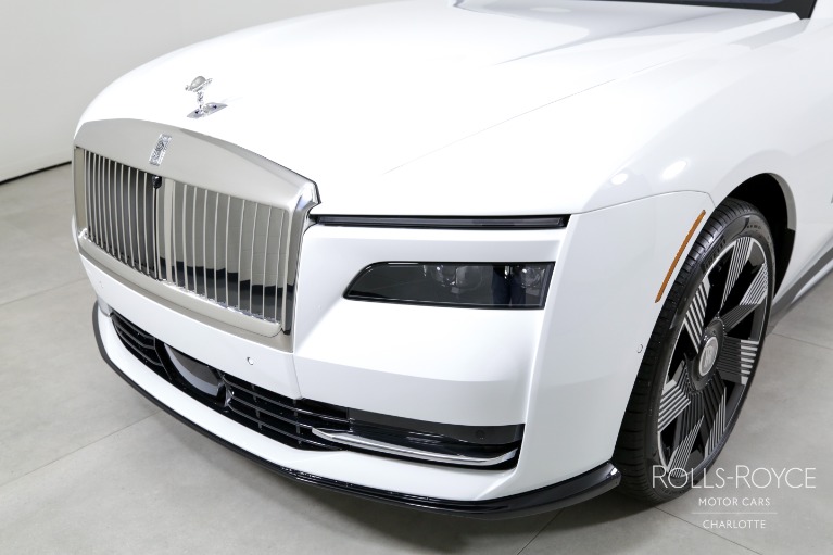 Used-2024-Rolls-Royce-Spectre