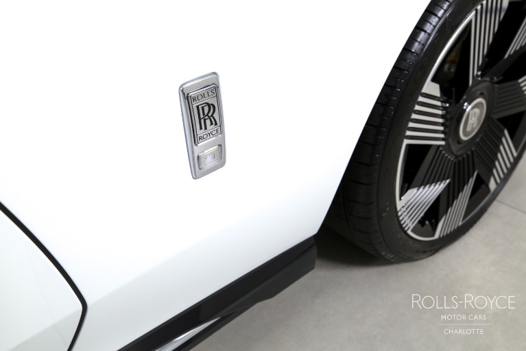 Used-2024-Rolls-Royce-Spectre