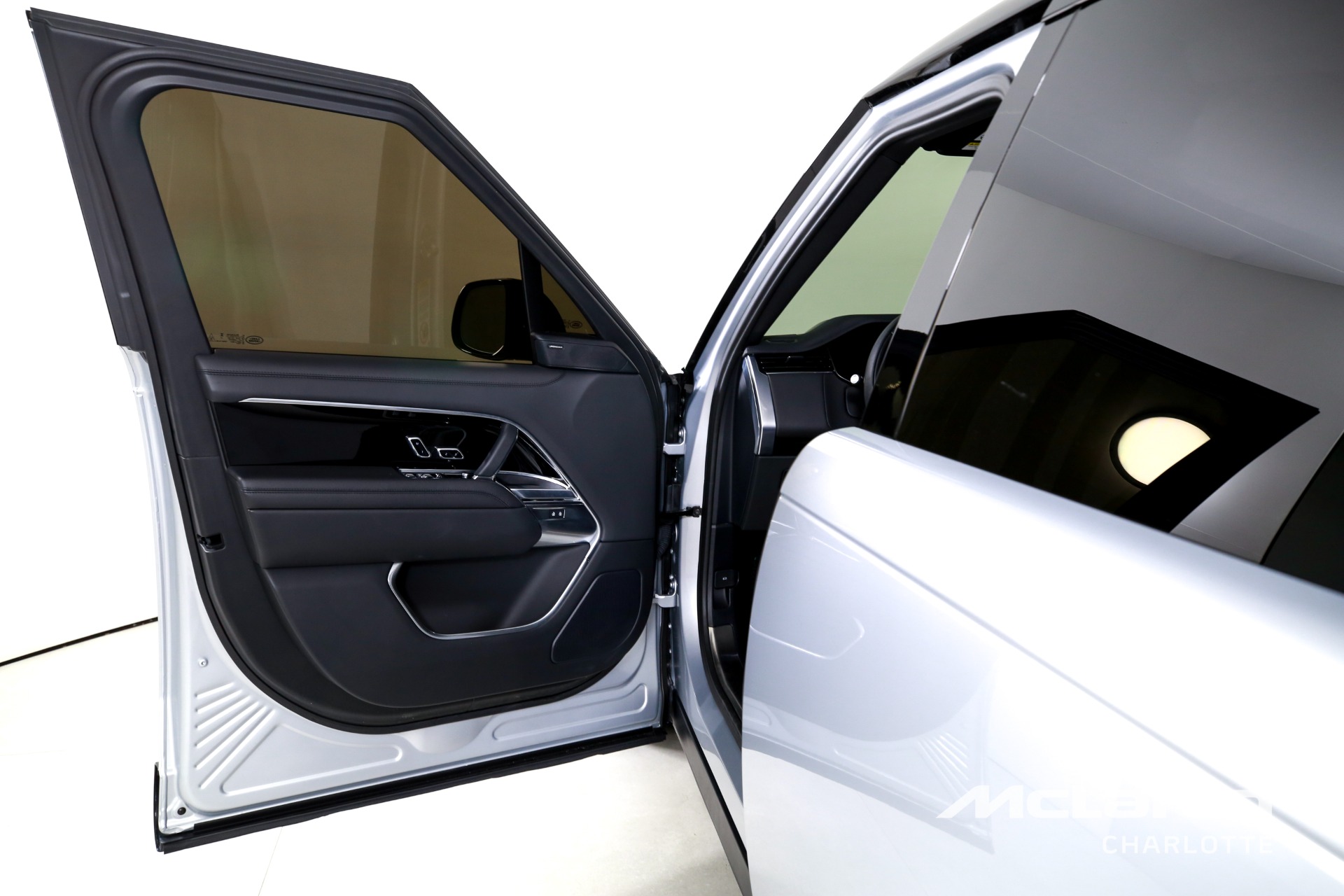 Used 2024 Land Rover Range Rover P530 SE LWB | Charlotte, NC