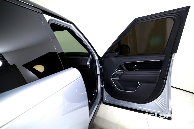 Used-2024-Land-Rover-Range-Rover-P530-SE-LWB